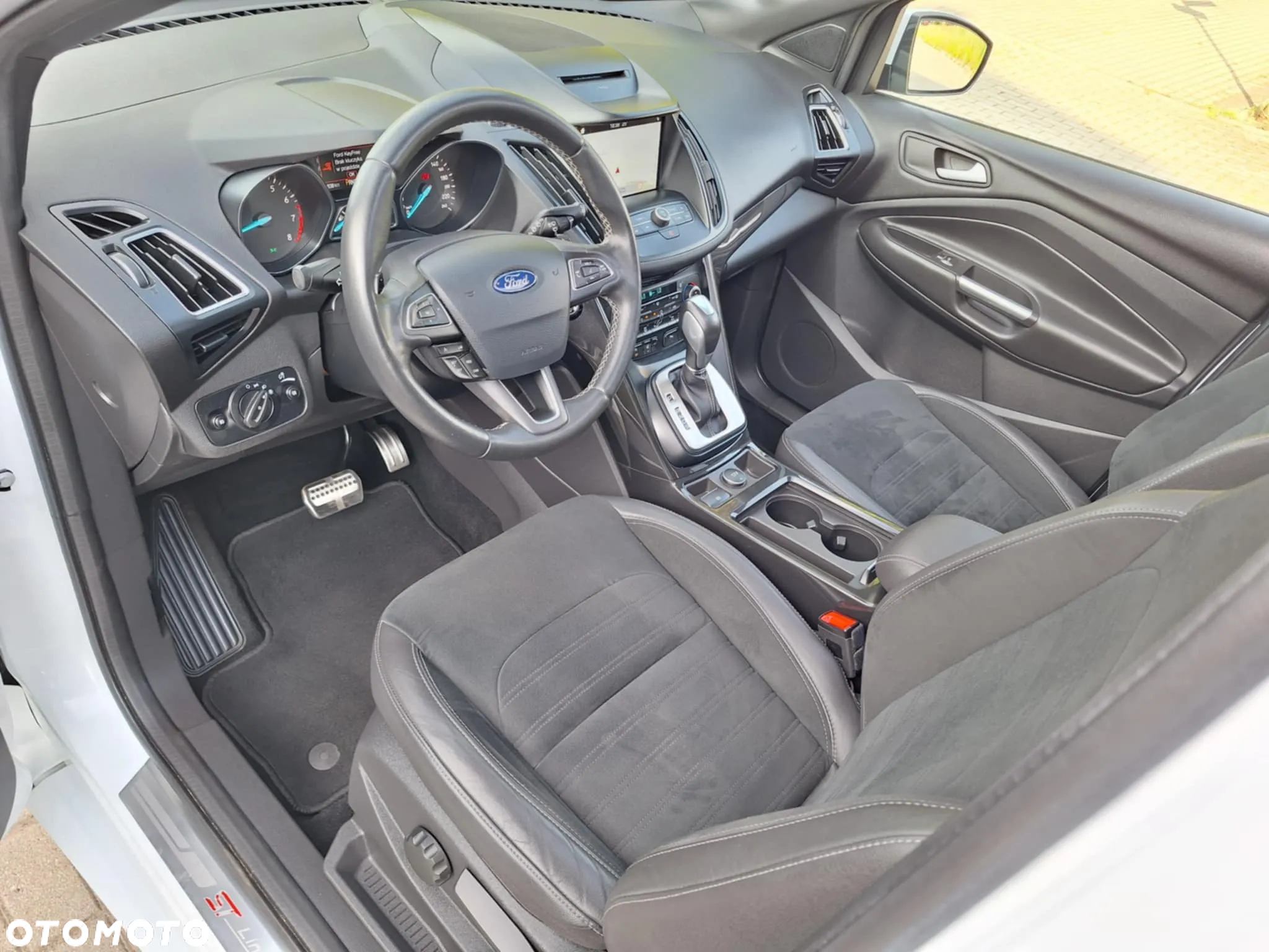 Ford Kuga 1.6 EcoBoost 4x4 Individual - 14