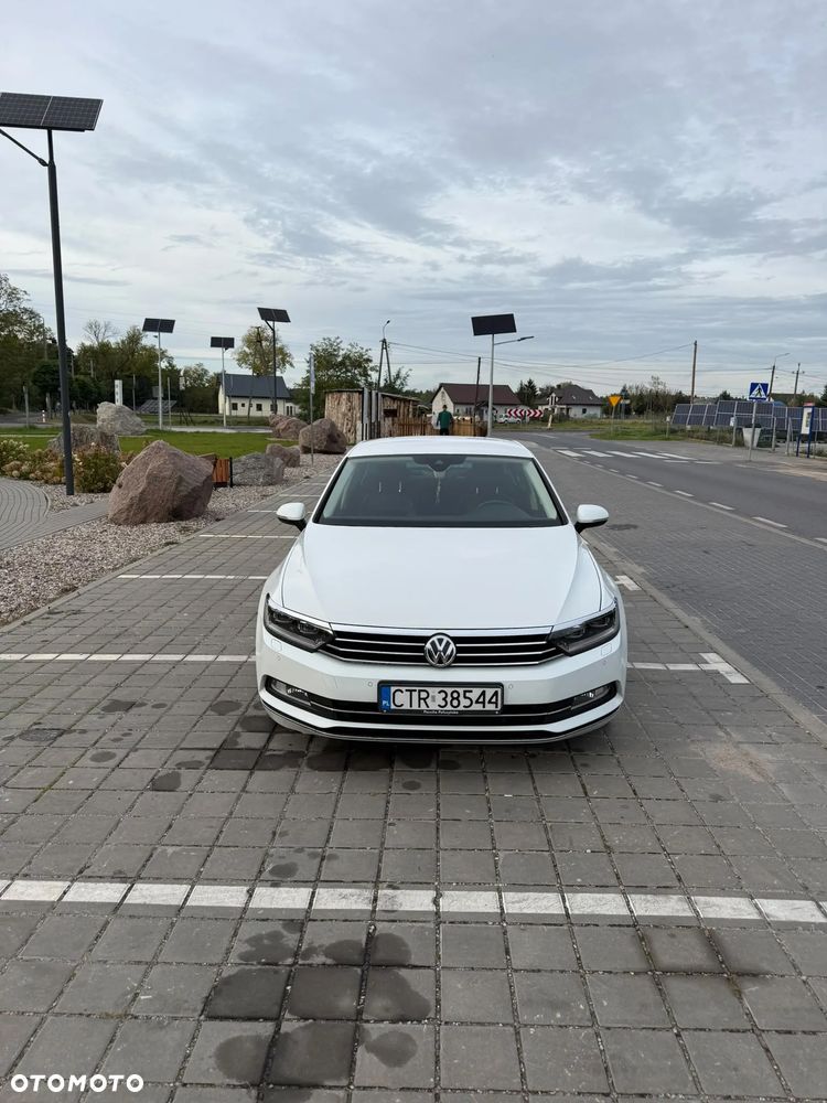 Volkswagen Passat 2.0 TDI BMT Comfortline DSG - 23