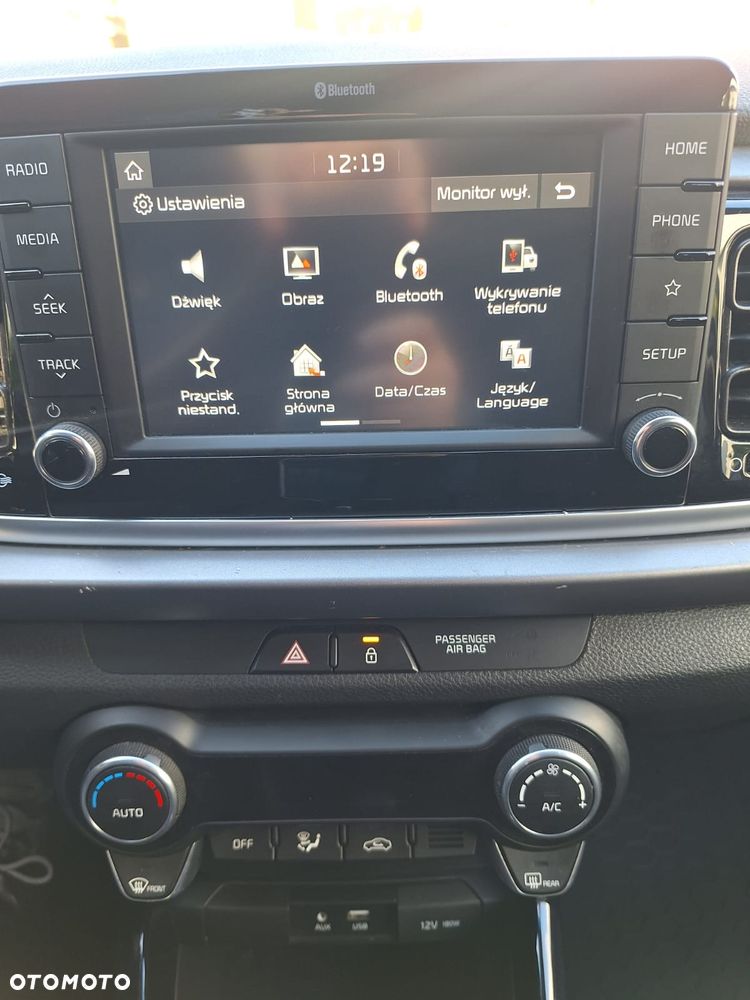 Kia Rio - 10