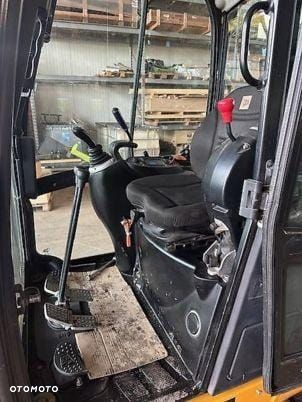 JCB 8018 - 8