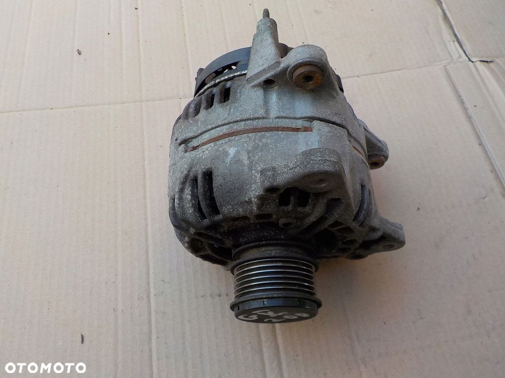 alternator vw golf V 2,0 tdi 06F903023F - 1