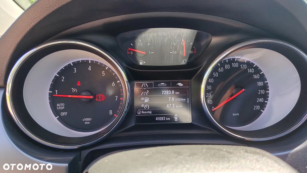 Opel Astra 1.2 T Edition S&S - 10