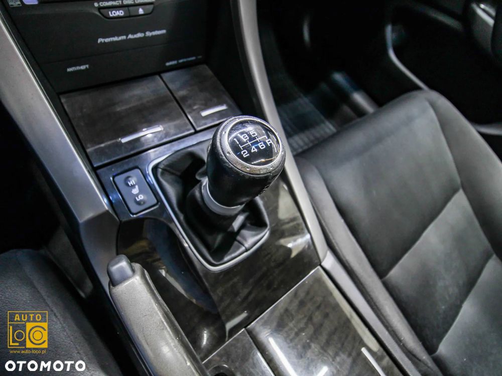 Honda Accord 2.0 Executive - 23