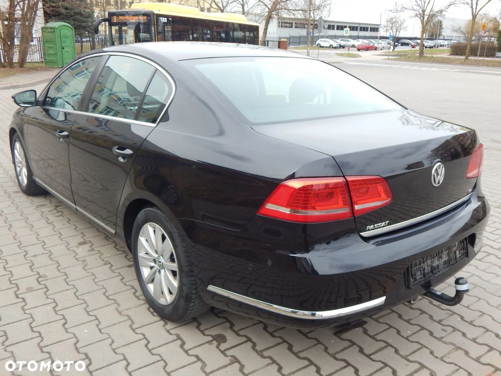 Volkswagen Passat - 6