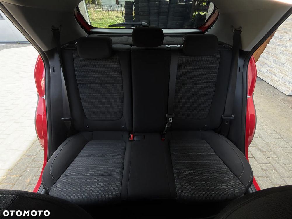 Kia Stonic - 12