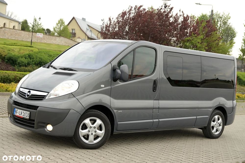 Opel Vivaro - 2