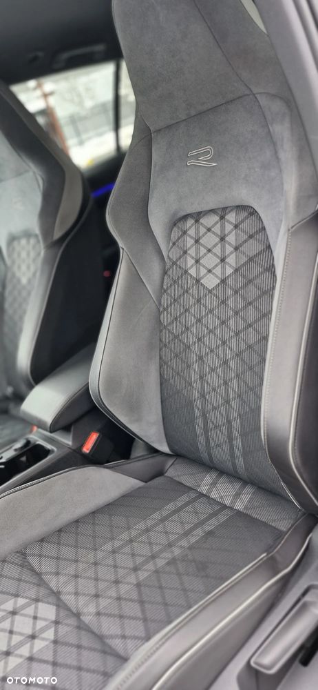 Volkswagen Golf 2.0 TSI OPF DSG R-Line - 28