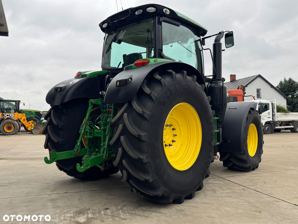 John Deere 6175 R - 8