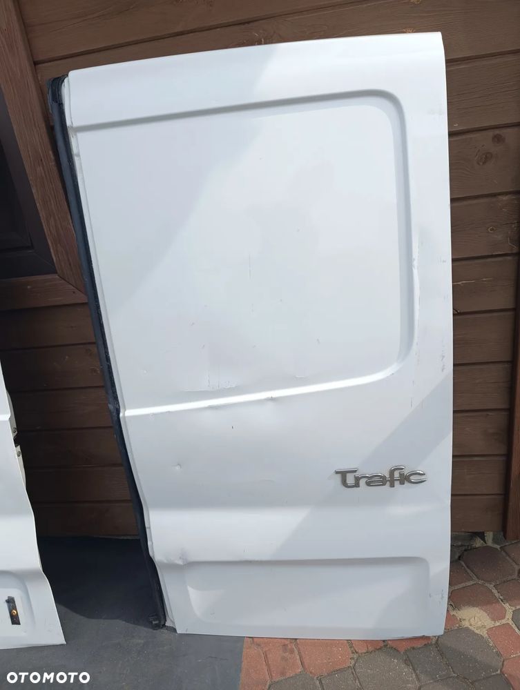 DRZWI TYLNE TYŁ PRAWE lewe RENAULT TRAFIC II OPEL VIVARO - 16