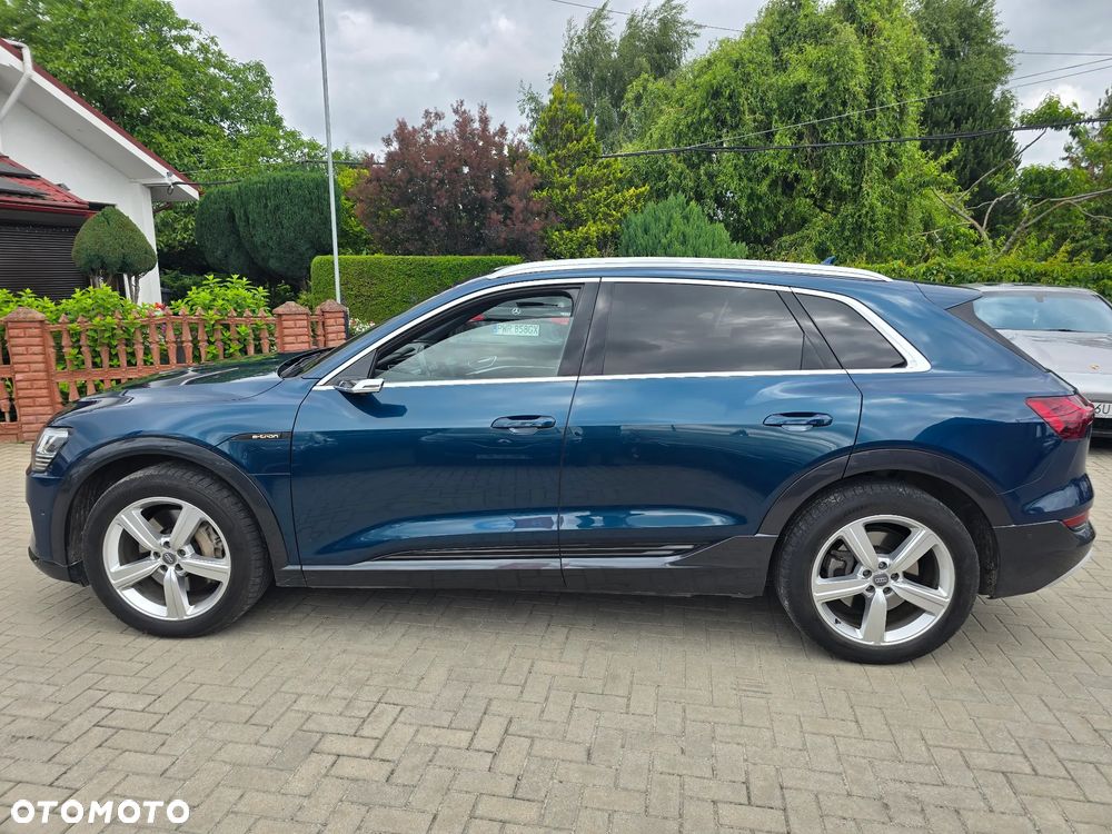 Audi e-tron - 6