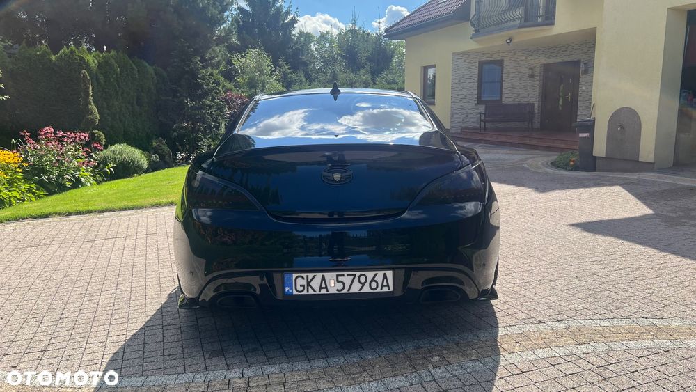 Hyundai Genesis Coupe - 5