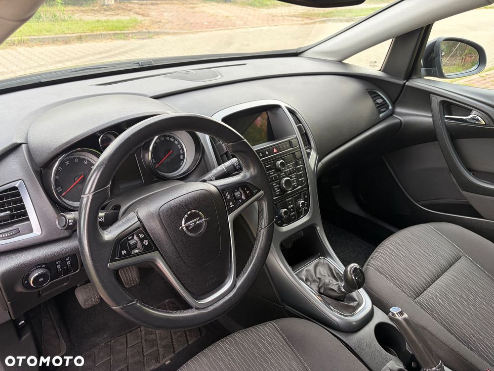 Opel Astra - 25