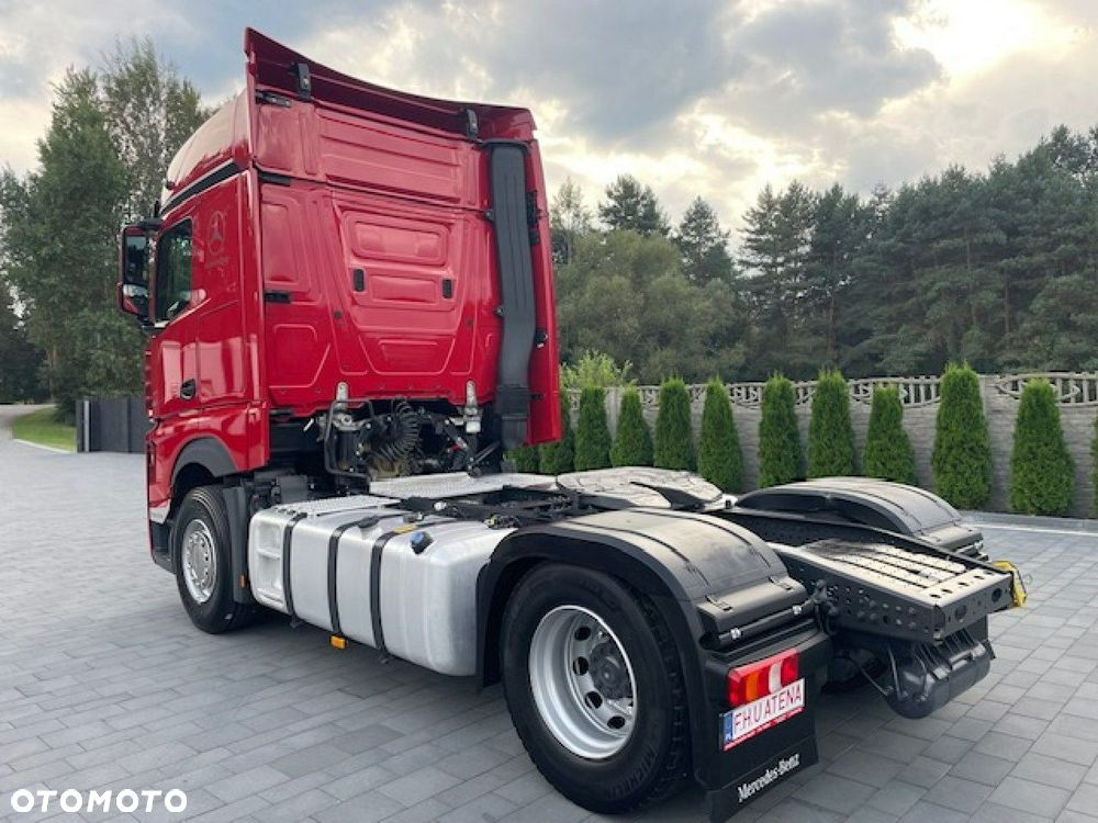 Mercedes-Benz Actros 18.51 Big Space, Piękny, Nowe opony - 14