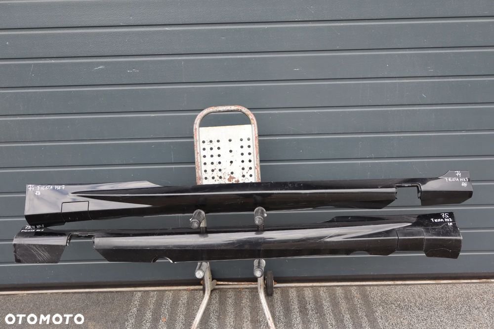 LISTWA NAKŁADKA PROGOWA PRÓG PRAWA LEWA FORD FIESTA MK7 VII ST 3D 2008-2012 - 1