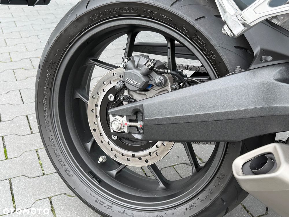 Honda CBR - 15