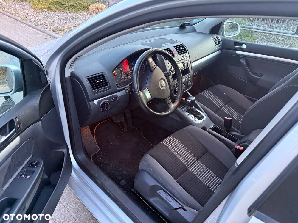 Volkswagen Golf 1.4 TSI DSG United - 12