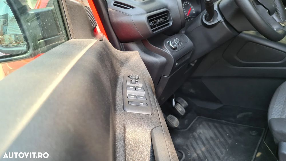 Opel Combo - 11