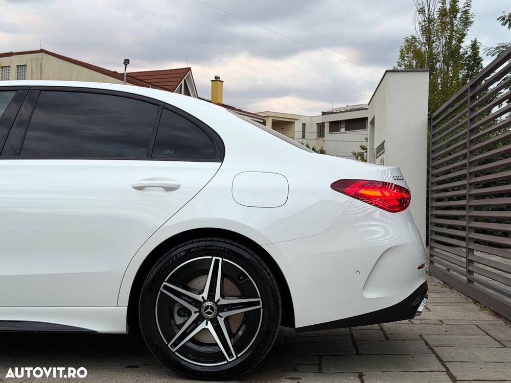 Mercedes-Benz C 300 e PHEV - 11