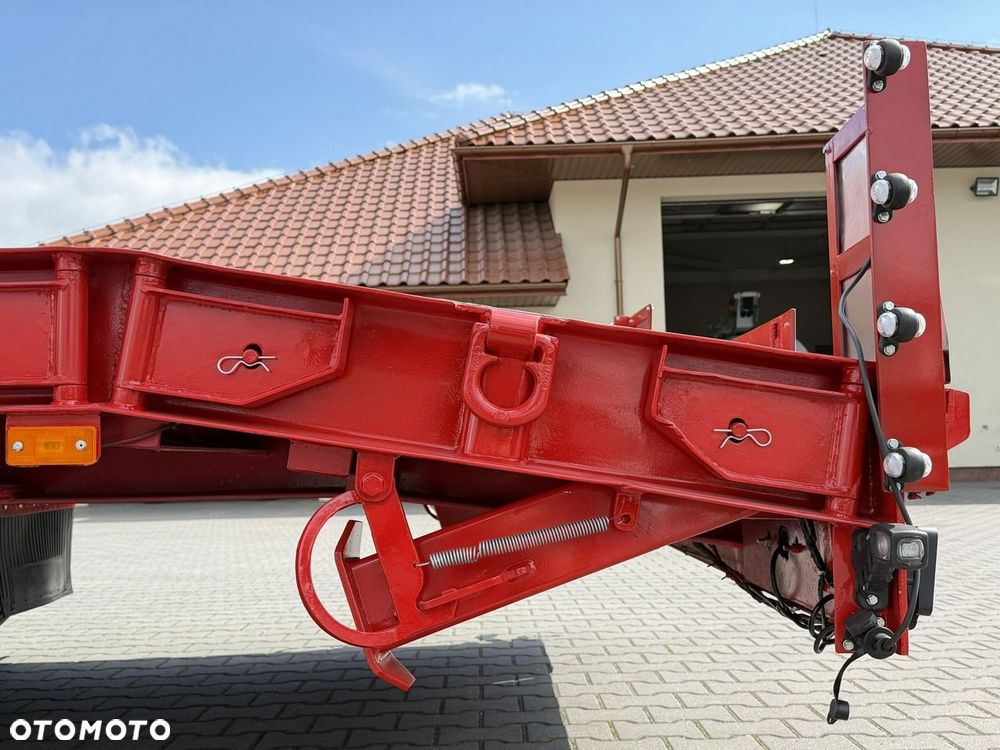 Bodex NN3J Ładowność: 26.500kg 3osie SAF Przednia Podnoszona WABCO - 17