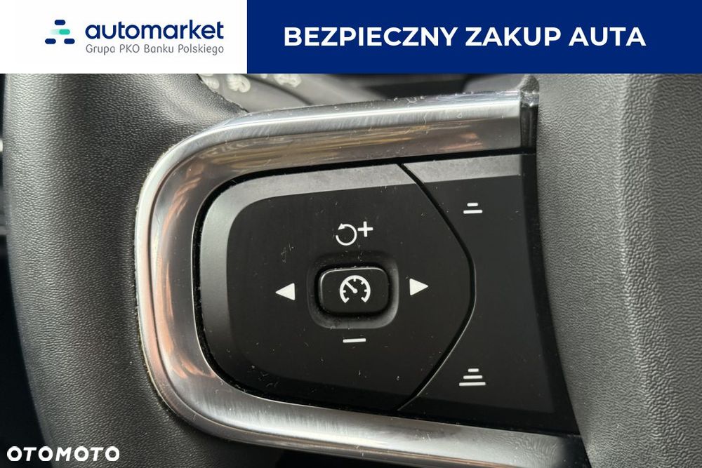 Volvo XC 40 T3 Momentum Pro - 15