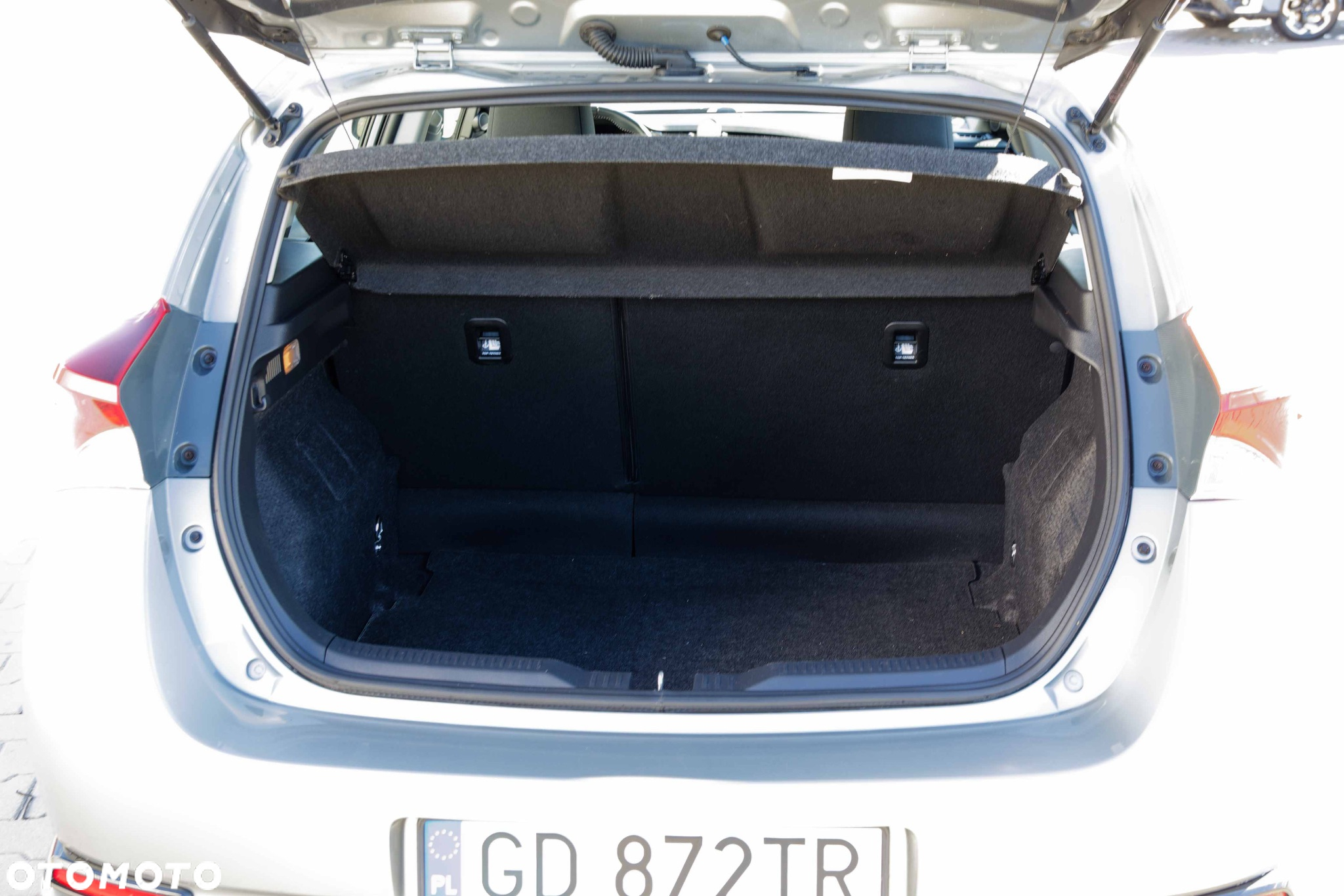 Toyota Auris 1.6 Premium - 16