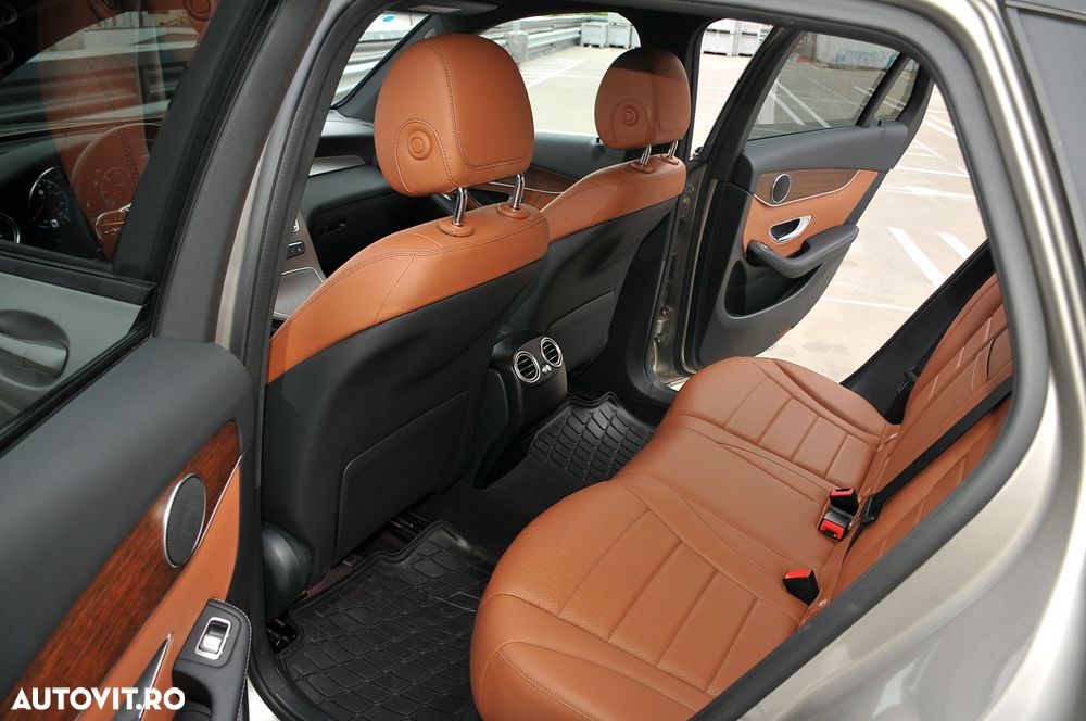 Mercedes-Benz GLC 400 d 4Matic 9G-TRONIC AMG Line - 10
