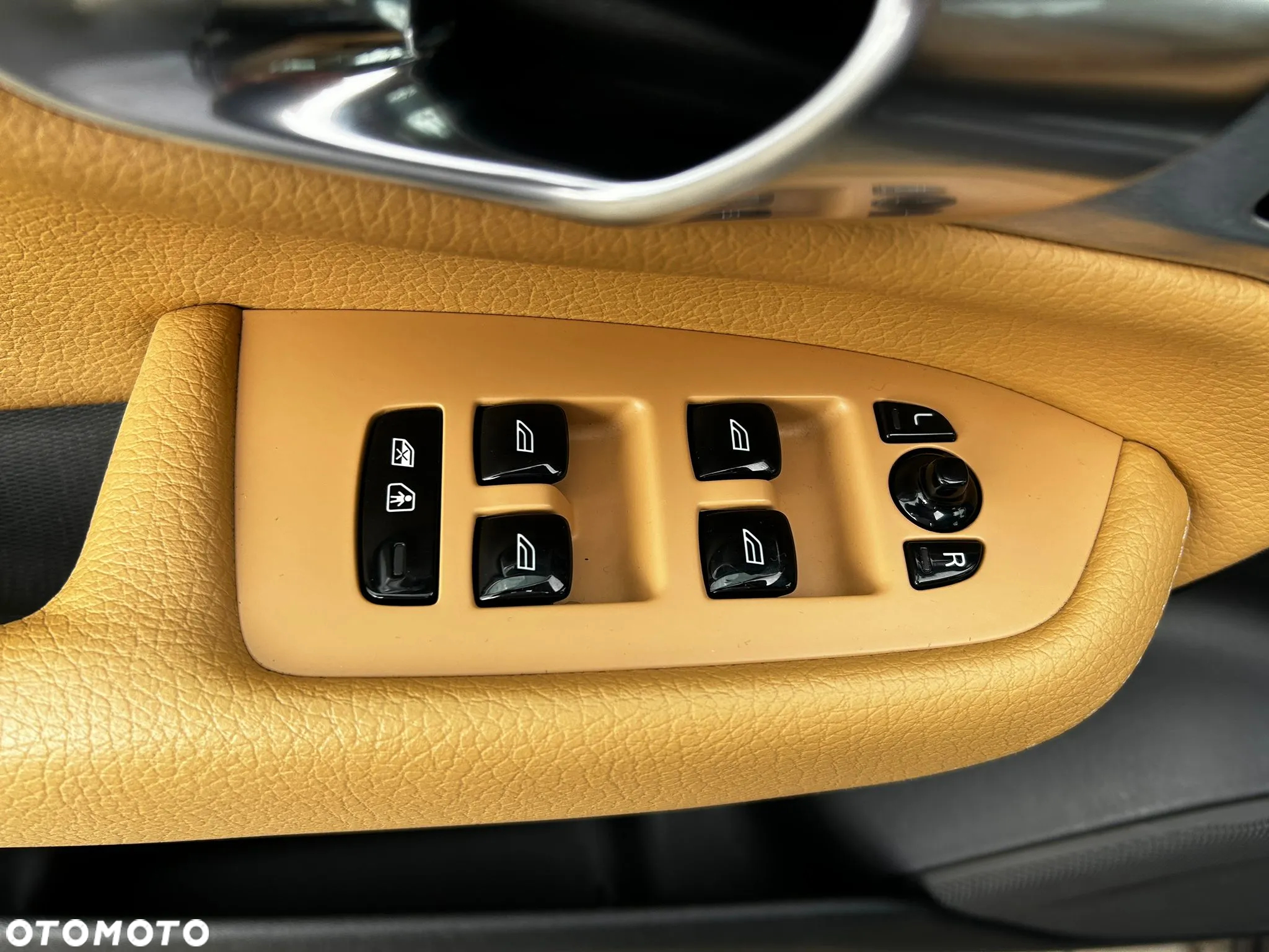 Volvo XC 90 T6 AWD R-Design 7os - 25