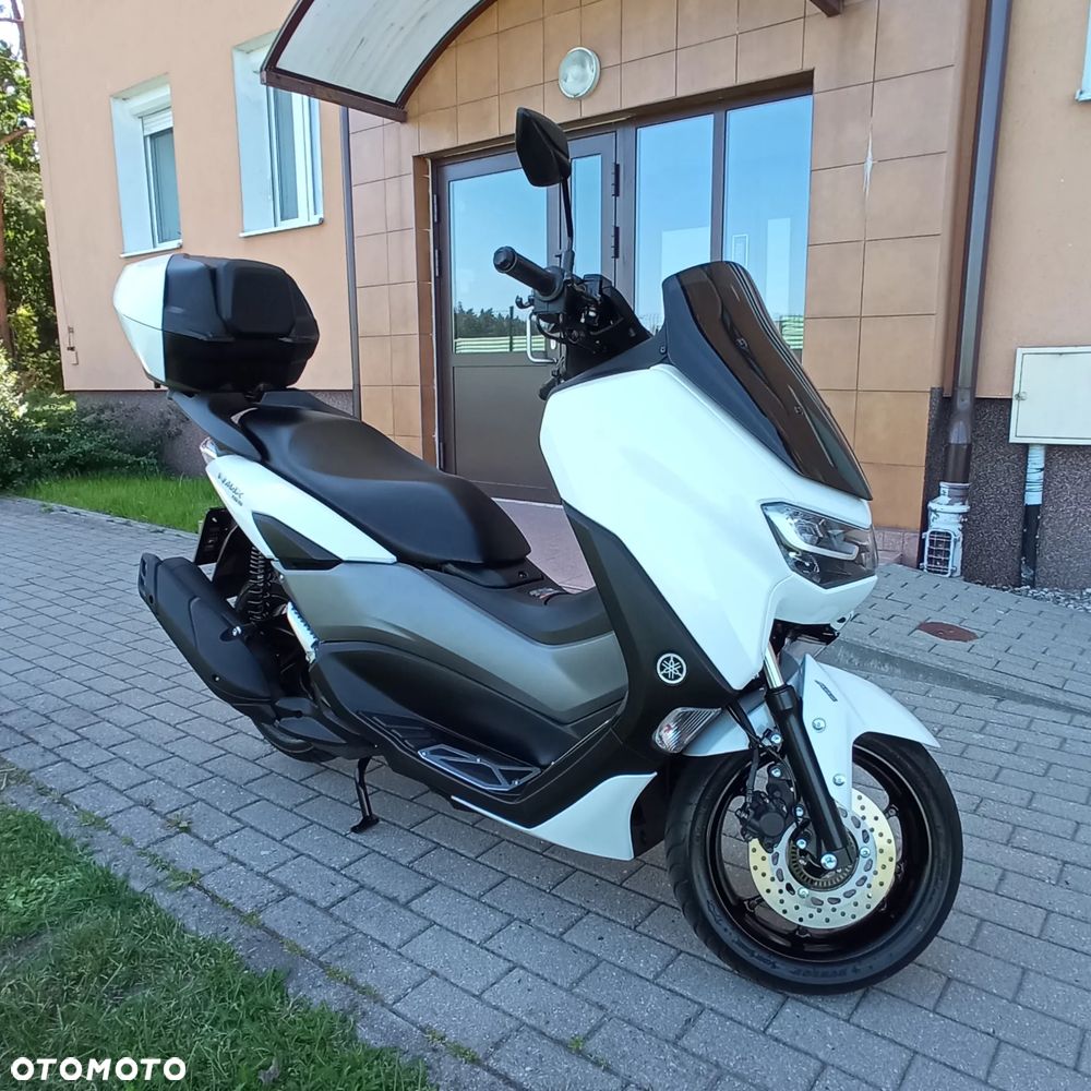 Yamaha NMAX - 1
