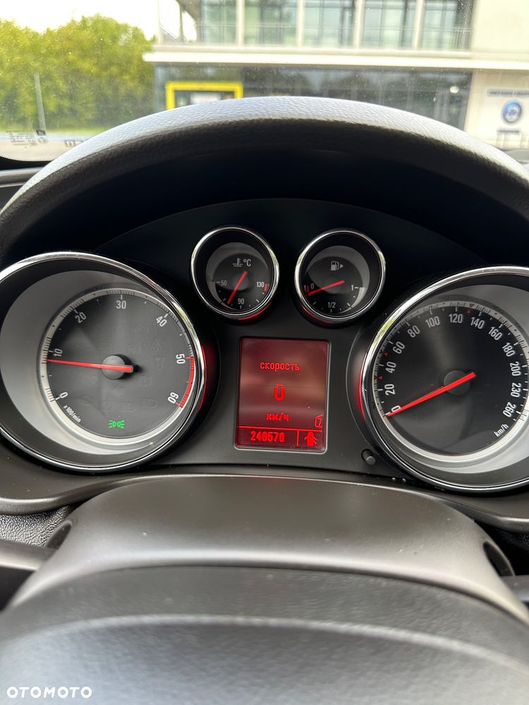 Opel Insignia 2.0 CDTI Cosmo - 14