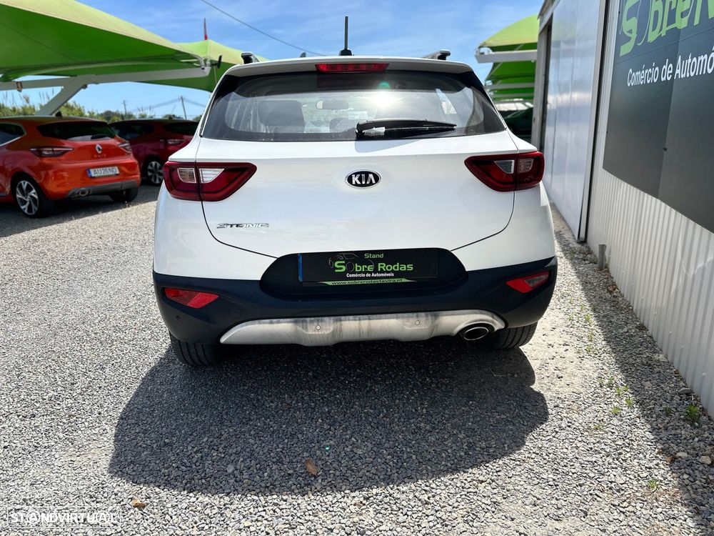 Kia Stonic 1.2 Dynamic - 4