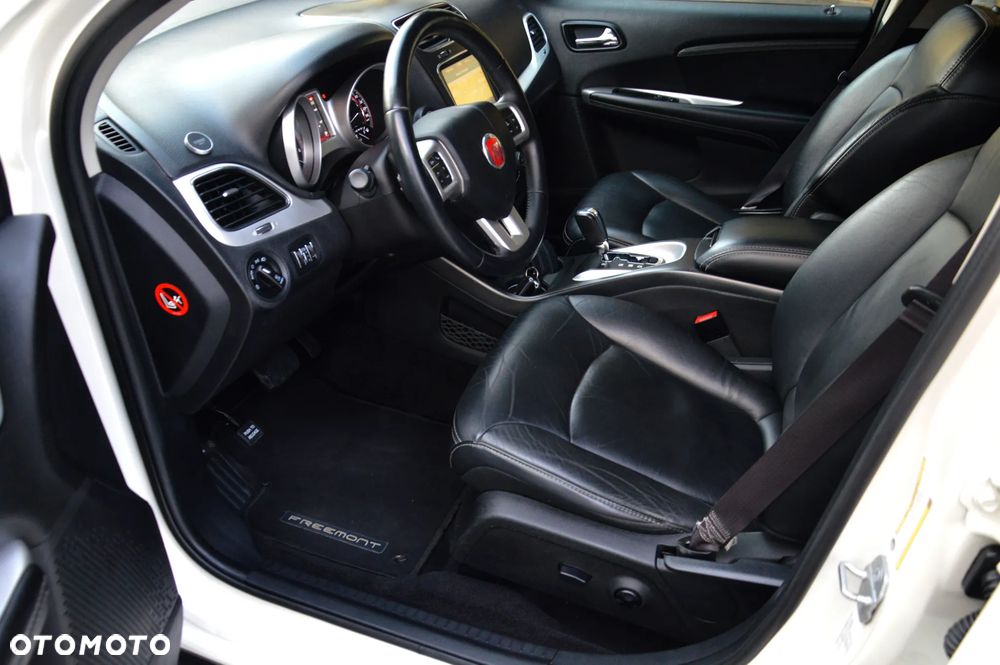 Fiat Freemont 2.0 Multijet 16V DPF Automatik Allrad Black Code - 22