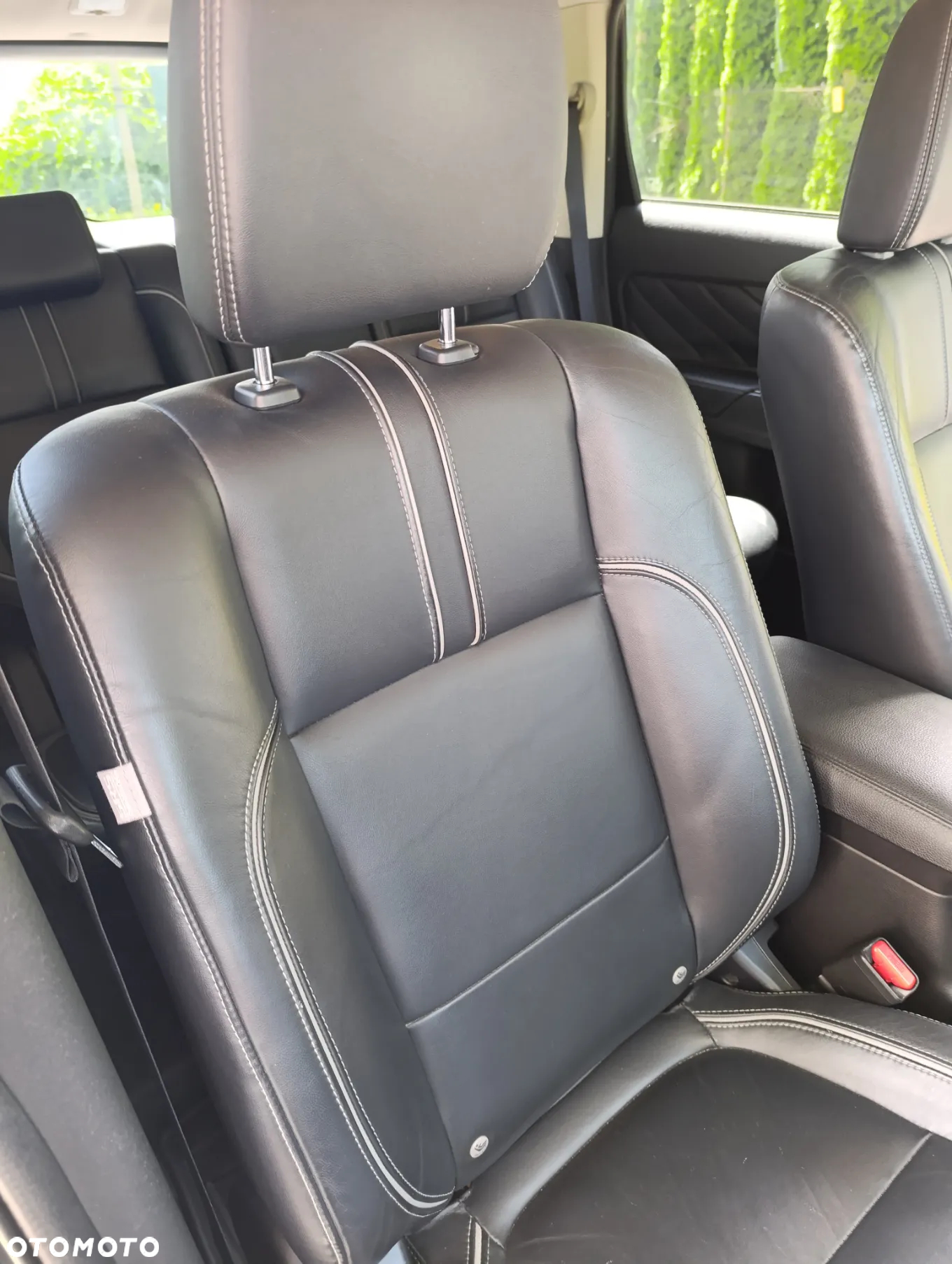 Mitsubishi Outlander - 18