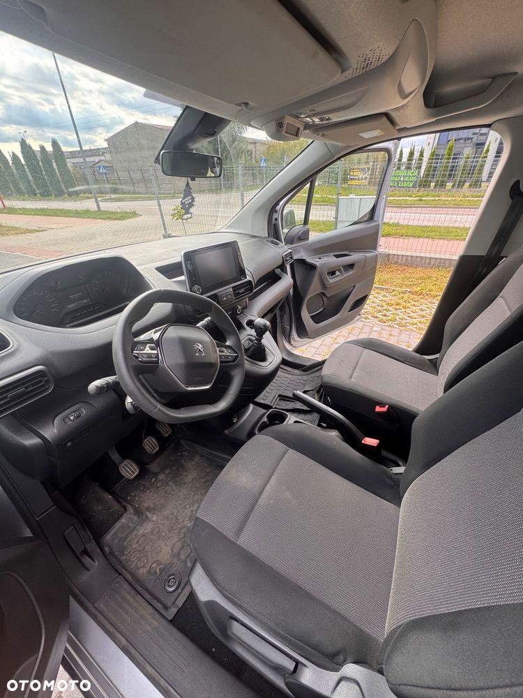 Peugeot Rifter - 12