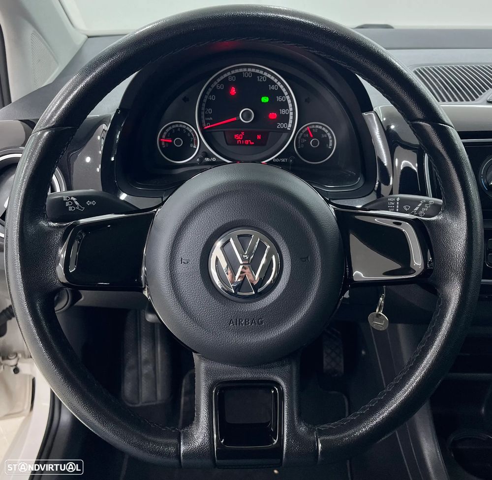 VW Up! 1.0 BlueMotion Move Auto - 7