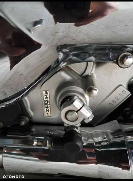 Suzuki Intruder - 5