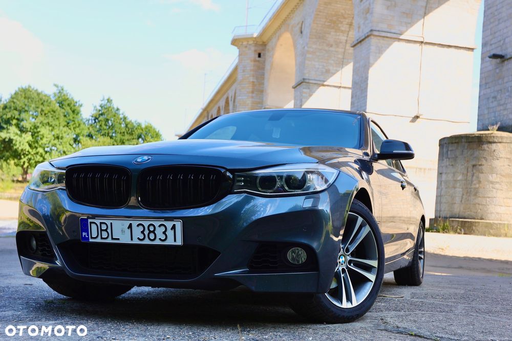 BMW Seria 3 328i xDrive Sport Line - 1