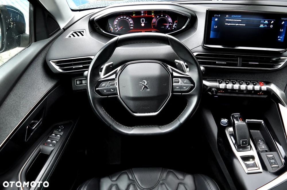 Peugeot 3008 1.2 PureTech Allure S&S EAT8 - 22