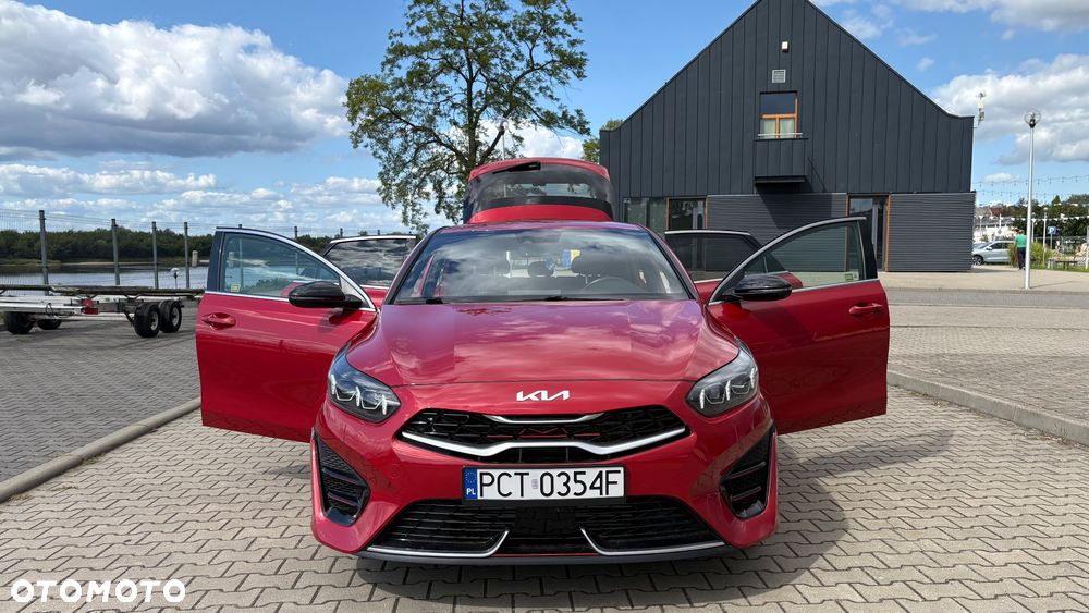 Kia ProCeed - 11