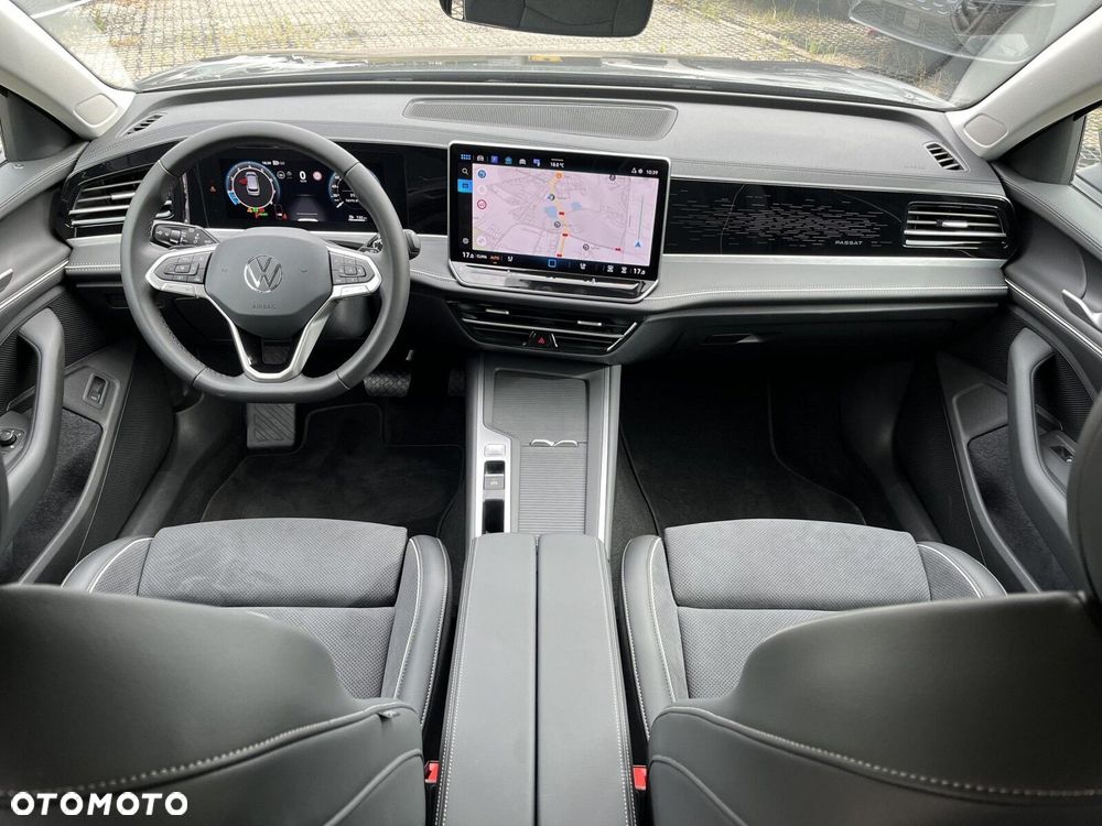 Volkswagen Passat - 31