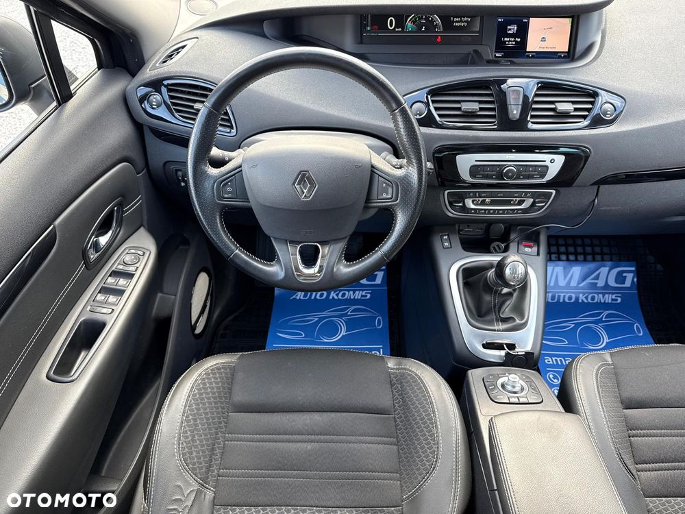 Renault Scenic 1.5 dCi Energy Bose EU6 - 23