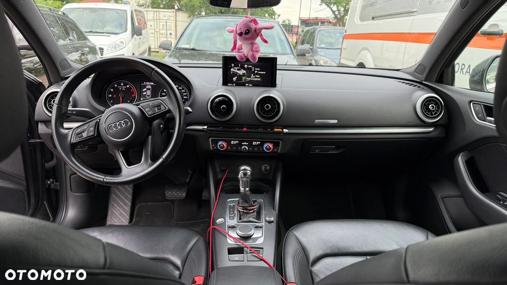 Audi A3 Limousine 40 TFSI Quattro S tronic - 9
