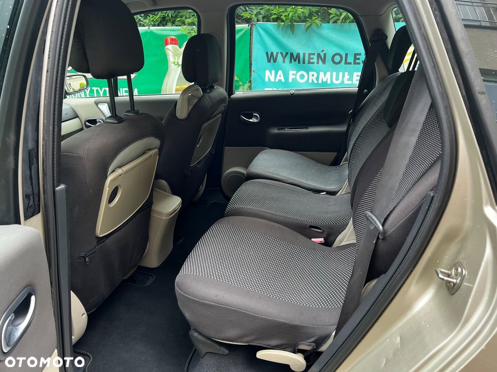 Renault Scenic - 13