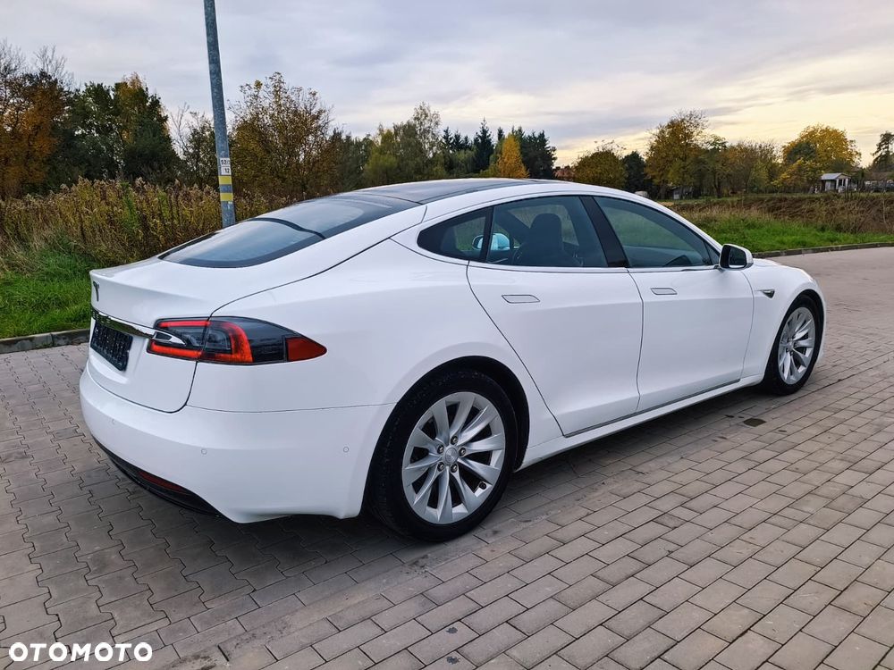 Tesla Model S Long Range Plus - 27