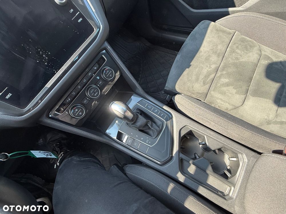 Volkswagen Tiguan - 15