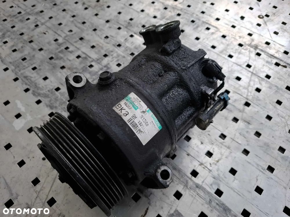 KOMPRESOR SPRĘŻARKA KLIMATYZACJI OPEL INSIGNIA A I 2,0 CDTI 13232307 - 3