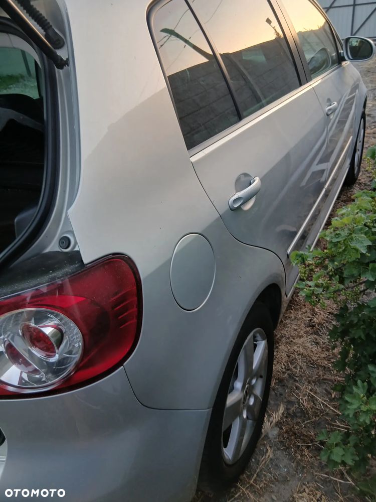 Volkswagen Golf Plus 1.4 FSI Comfortline - 5
