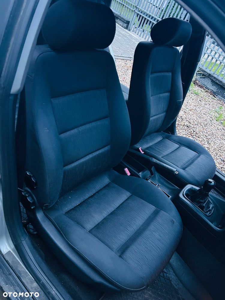 Audi A4 Avant - 4