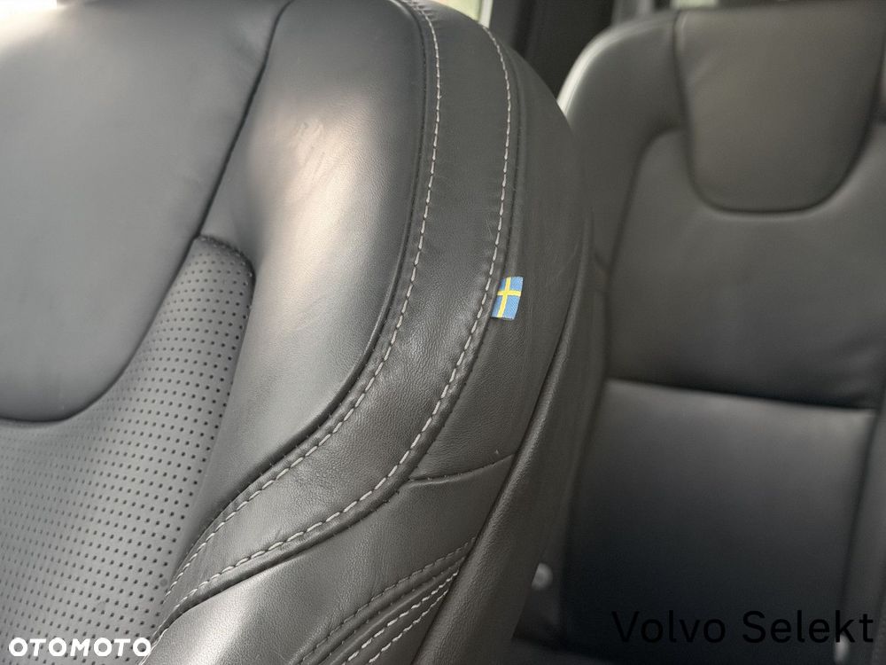 Volvo XC 90 - 38