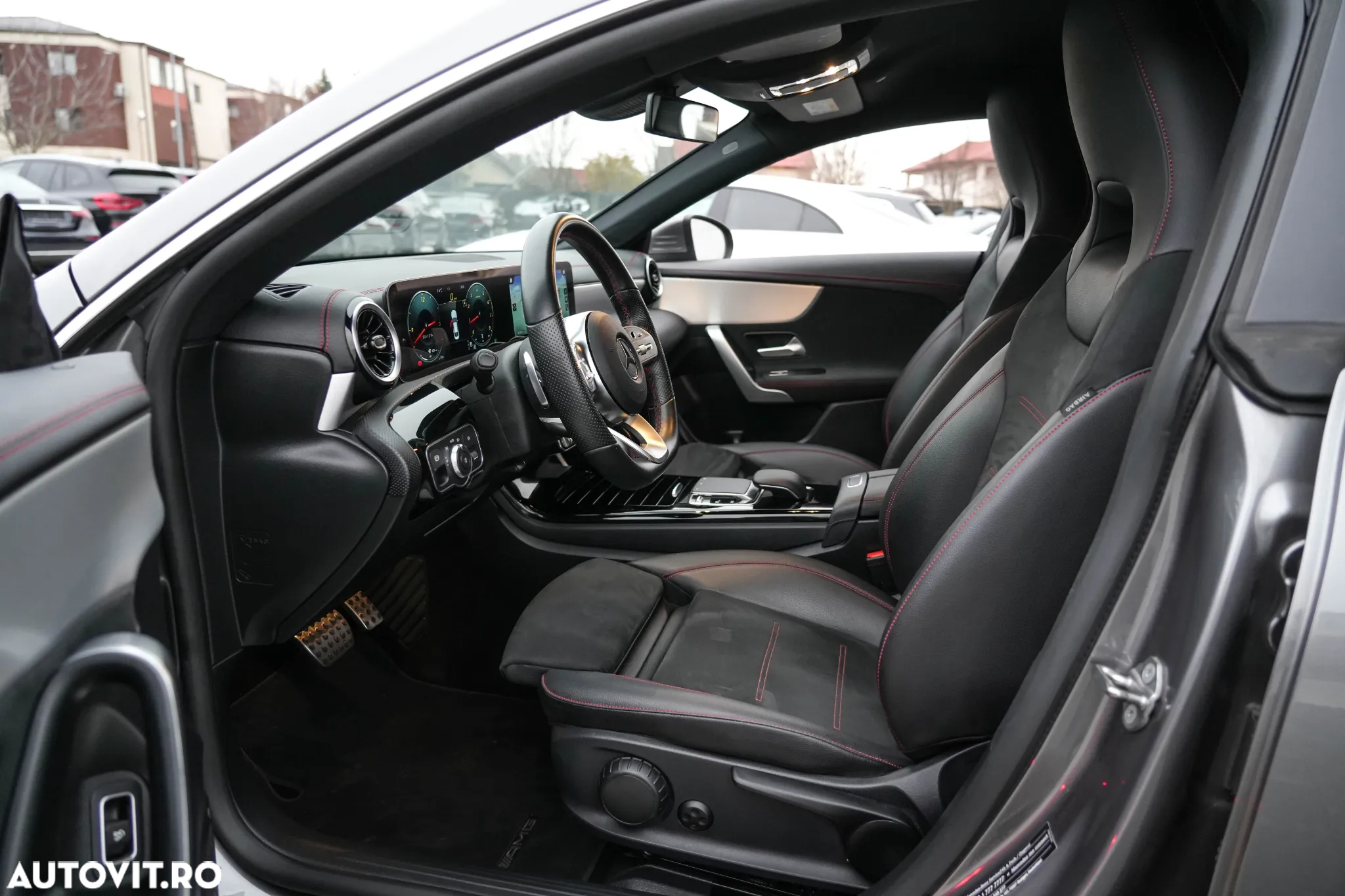 Mercedes-Benz CLA 200 7G-DCT AMG Line - 12