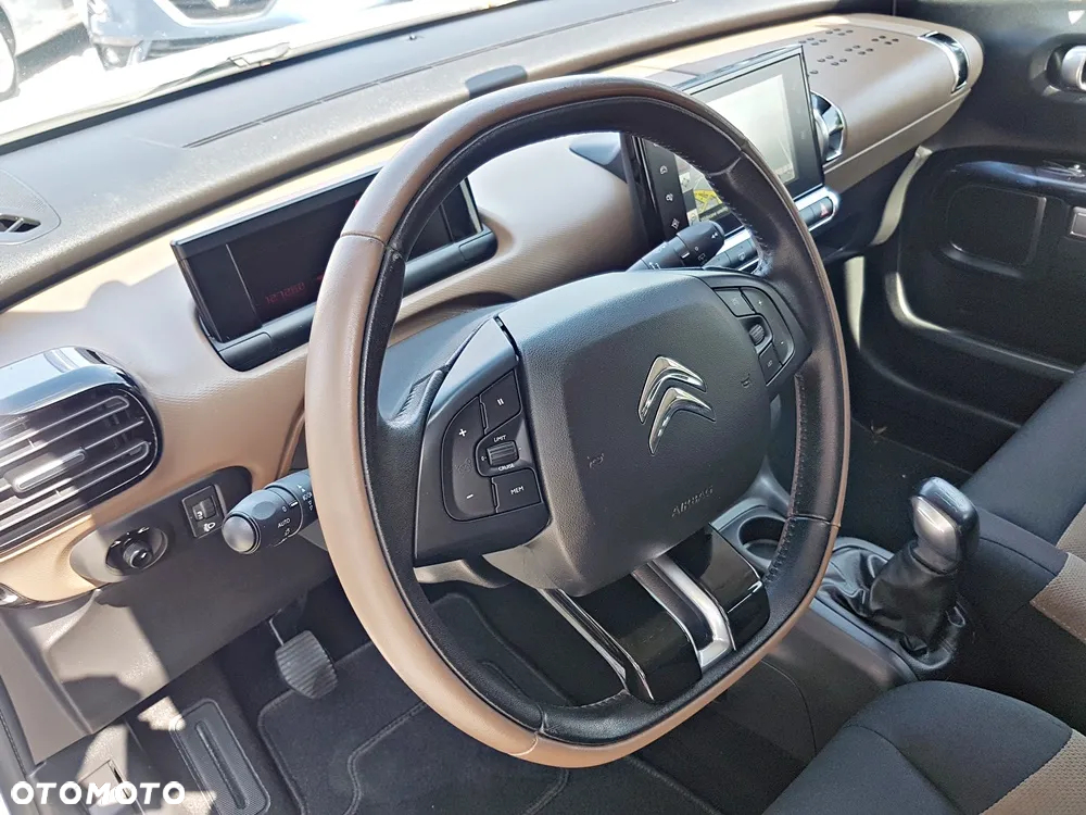 Citroën C4 Cactus 1.2 PureTech Shine Edition S&S - 11